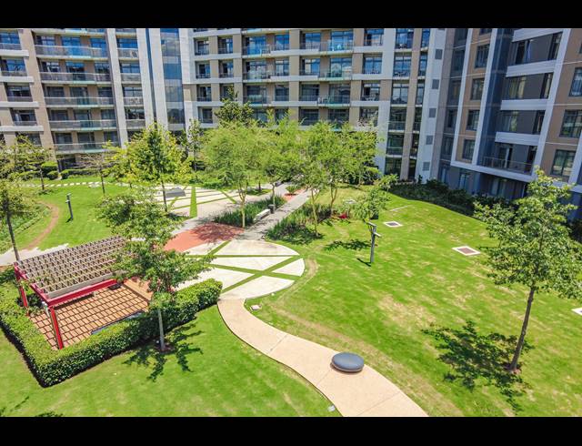 1 BEDROOM APARTMENT FOR SALE IN MENLYN